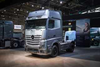 Twarde sztuki Mercedes-Benz Trucks na targach bauma 2022 3
